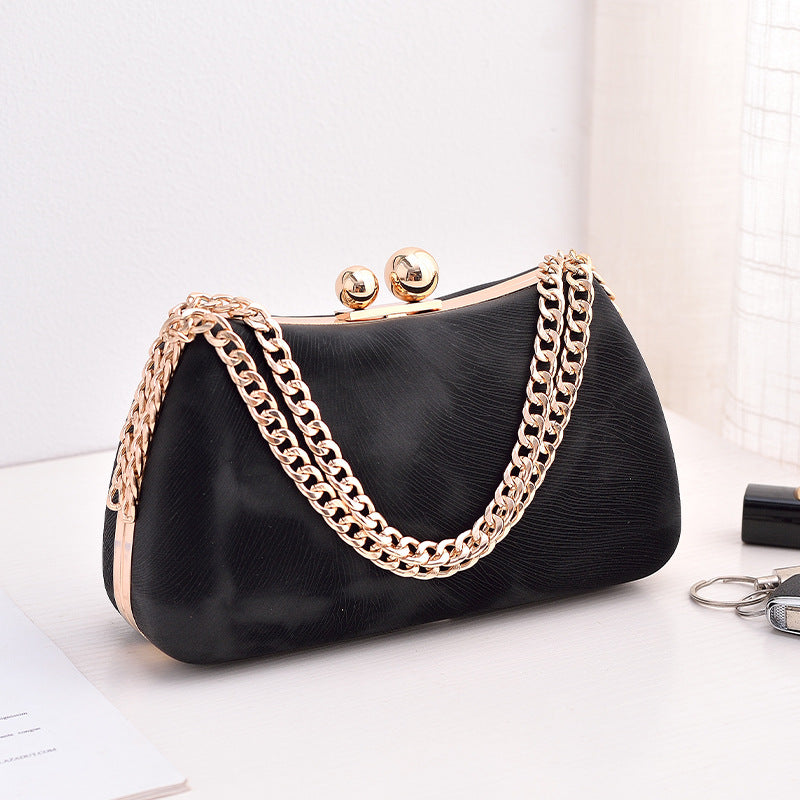 Elegant Chain Clutch Bag