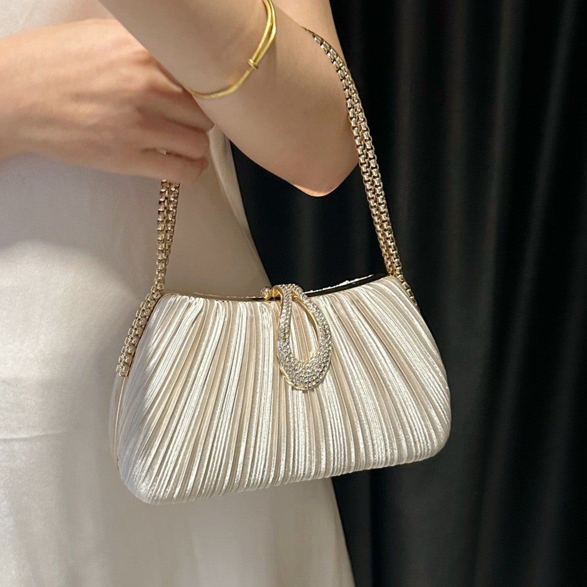 2025 New Satin Pleated Evening Bag For Women